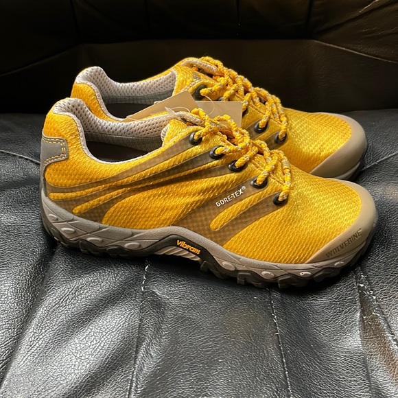 🥾🥾New, No box Womens/Ladies Wolverine Ics Yellow Hiking Shoe Size 6M🥾🥾 - Picture 2 of 3